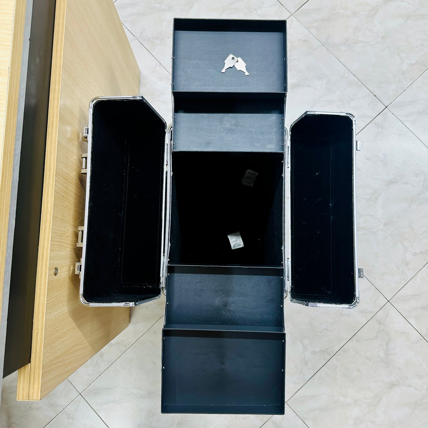 Trolley Beauty Box For professional Performance (SIZE XL)