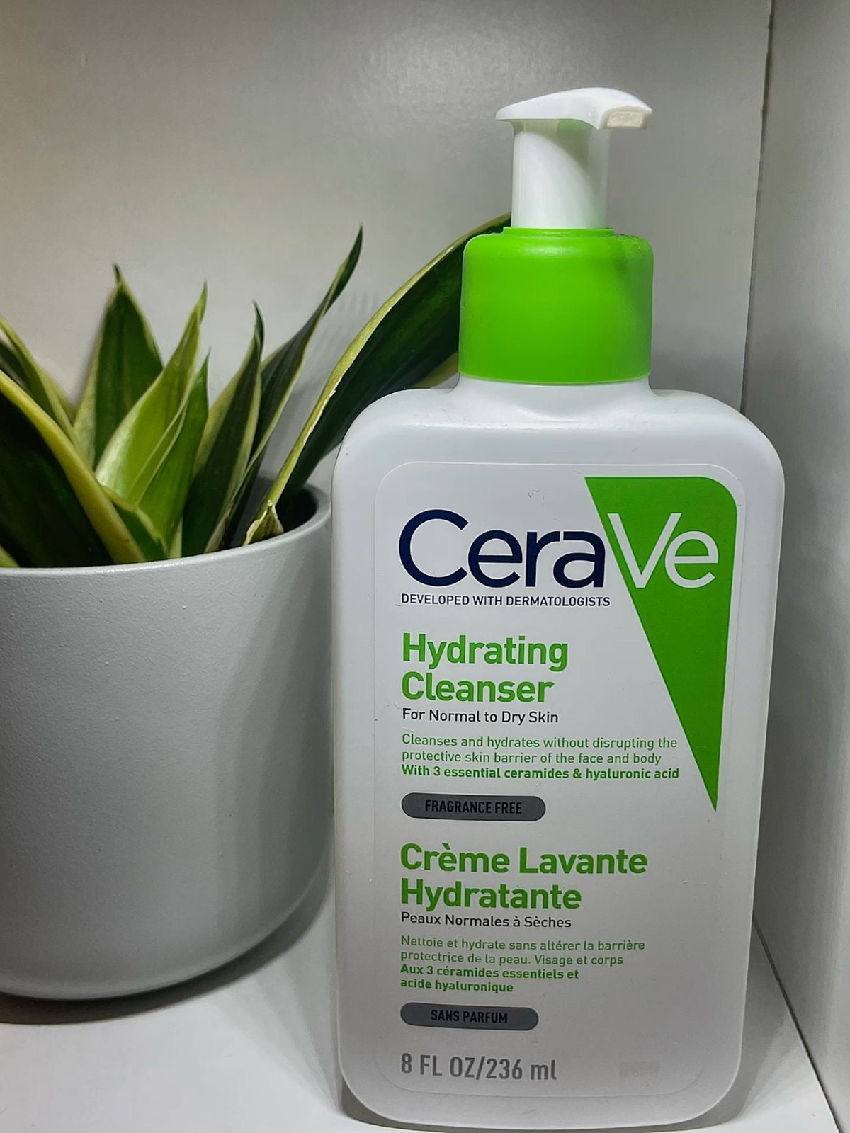 CeraVe Hydrating Cleanser (236ml) โ For Normal to Dry Skin