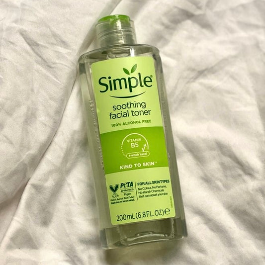 Simple Kind to Skin Smoothing Facial Toner (200ml)