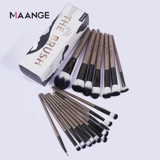Maange Professional Makeup Brush Set – Flawless Beauty Starts Here 💄