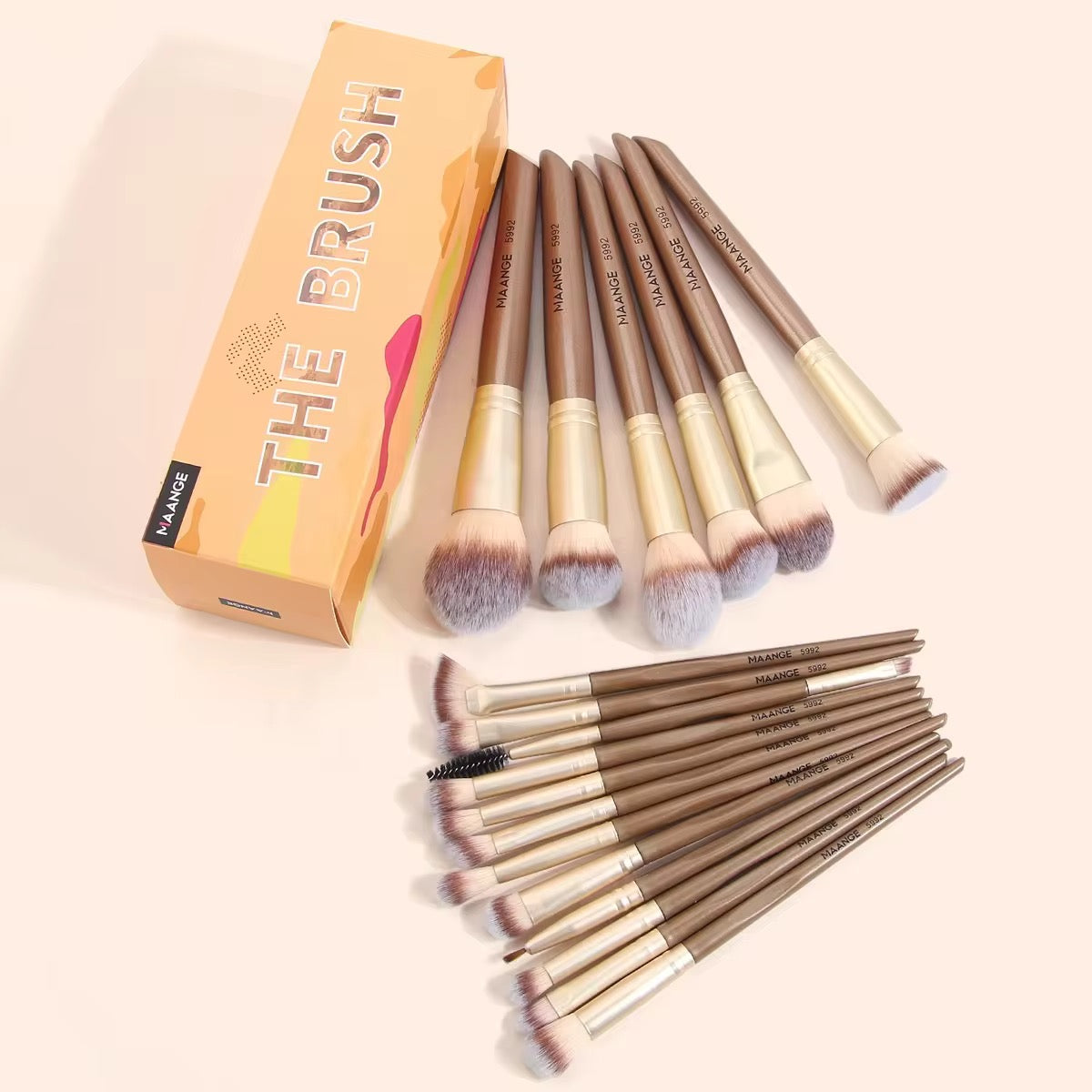 Maange Professional Makeup Brush Set – Flawless Beauty Starts Here 💄